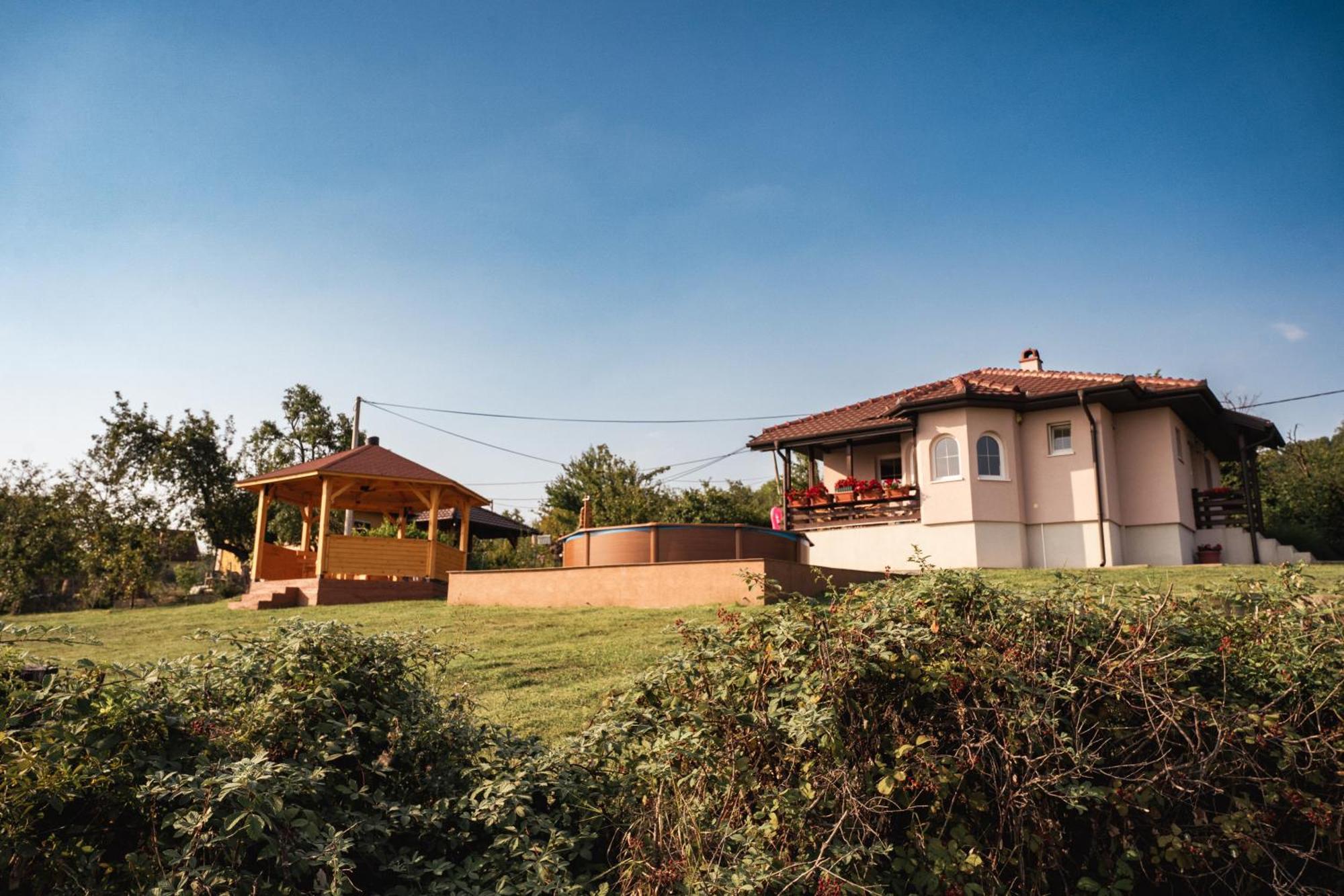 Zlatni Prag - Kraljevo Vila Exterior foto